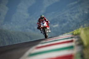 开云体育世界杯-奥斯梅恩，从非洲草原到玻利维亚高原，一粒进球如何改写两个大洲的命运