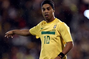 开云体育世界杯-浙江队打穿活塞，武切维奇用实力证明自己，当东方铁拳砸碎西方傲慢